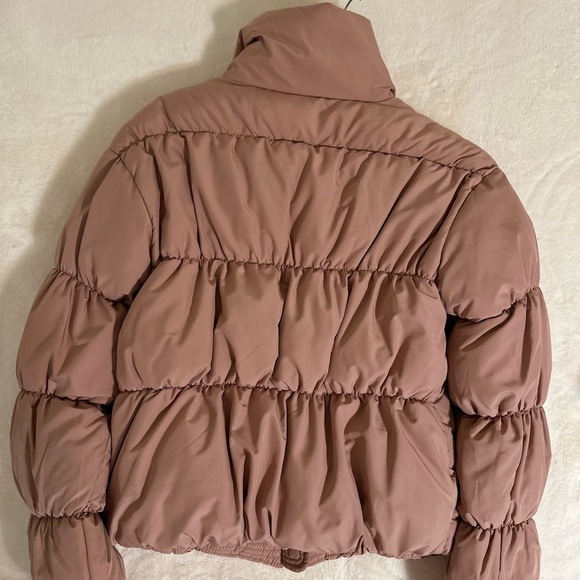 New - Picture 2 of 2